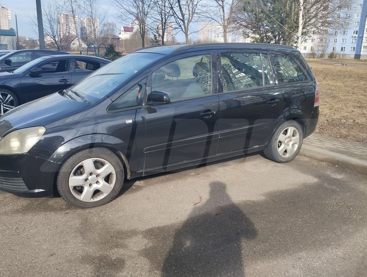 Opel Zafira B, 2005