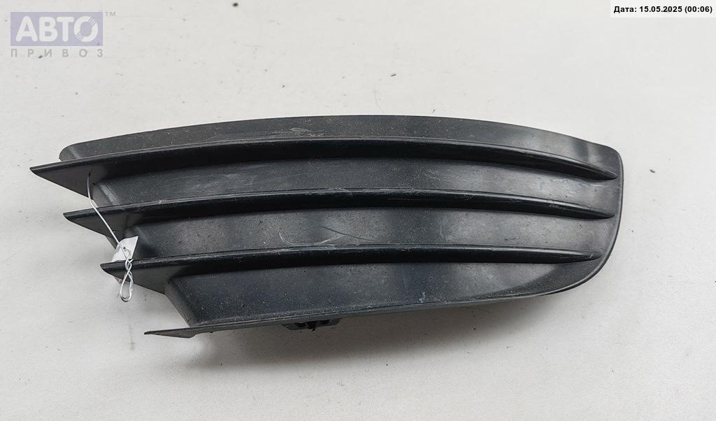 Рамка фары к Citroen C4 2005