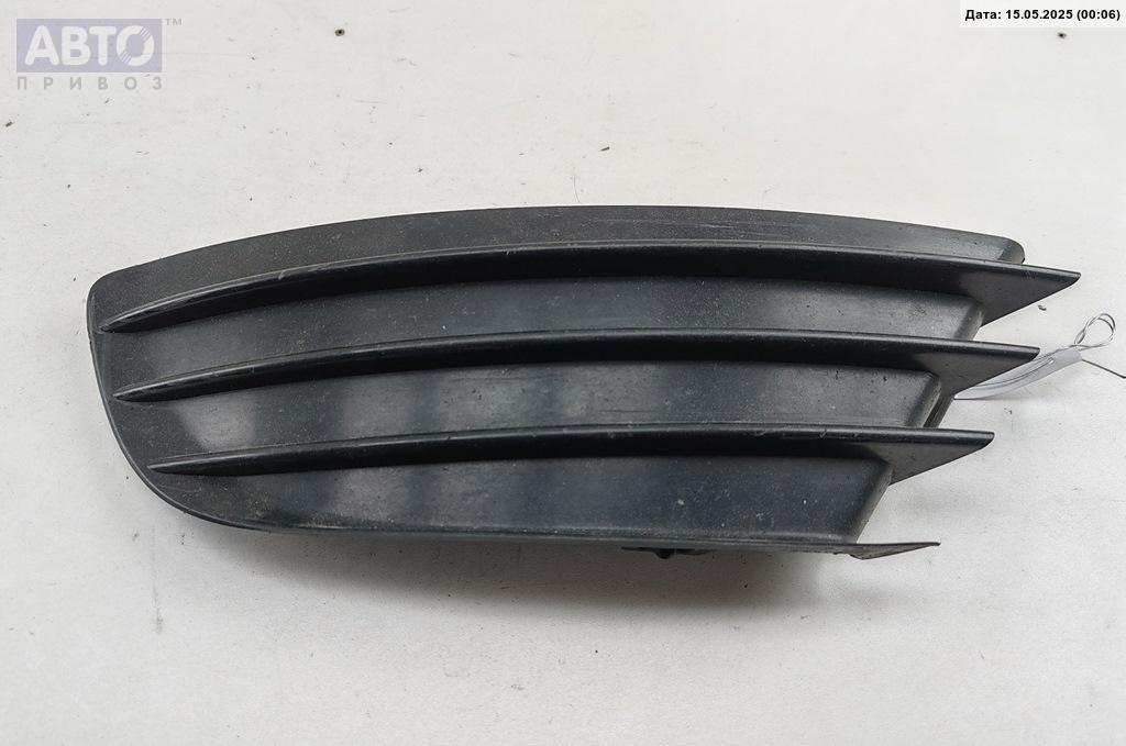 Рамка фары к Citroen C4 2005