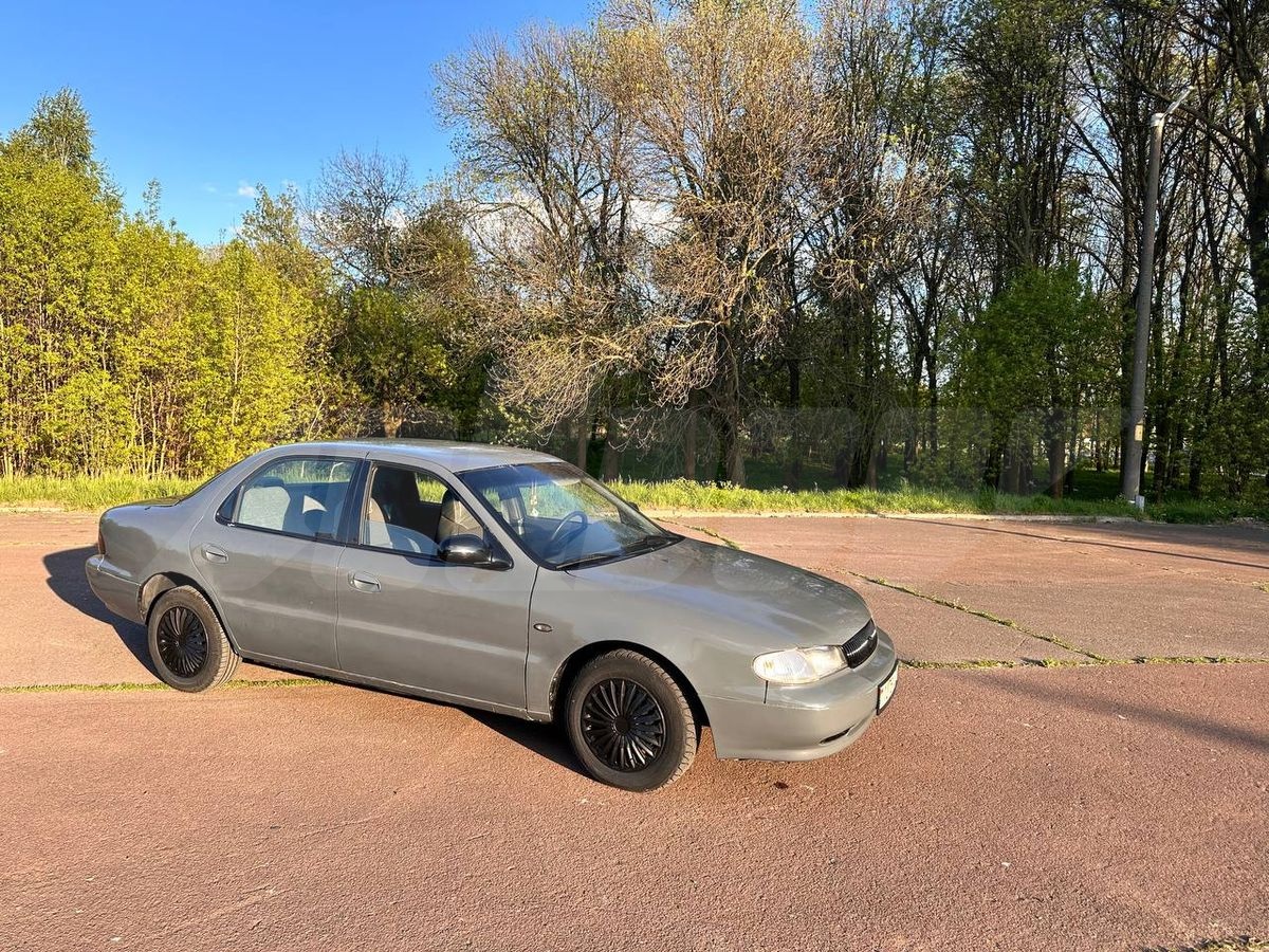 Kia Clarus I, 1997