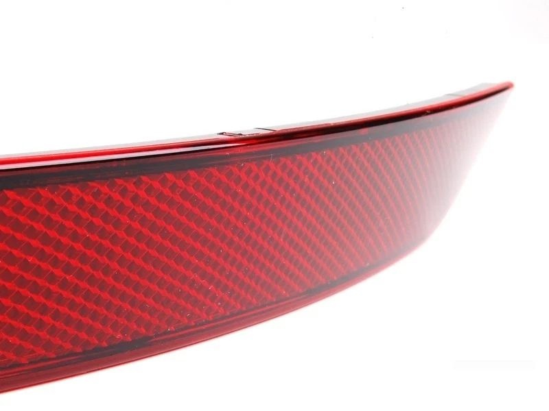Катафот к Volkswagen Golf GTI 2010