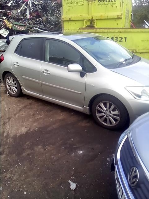 Корпус блока, элемента к Toyota Auris 2007