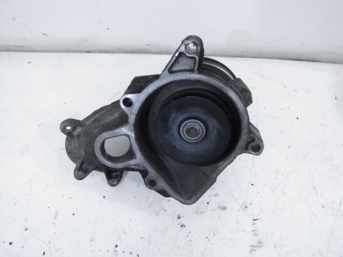 Помпа к BMW X5 2003