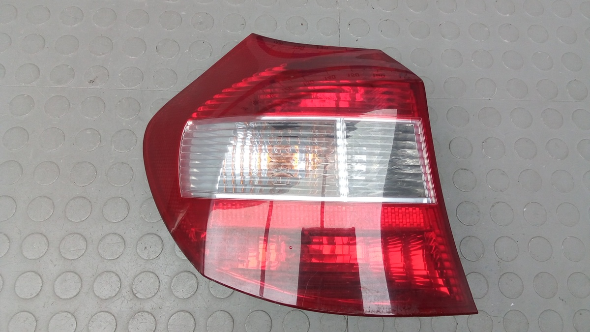 Фонарь задний левый к BMW 1 series 2005
