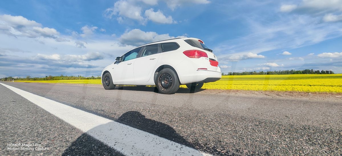 Opel Astra J Рестайлинг, 2015