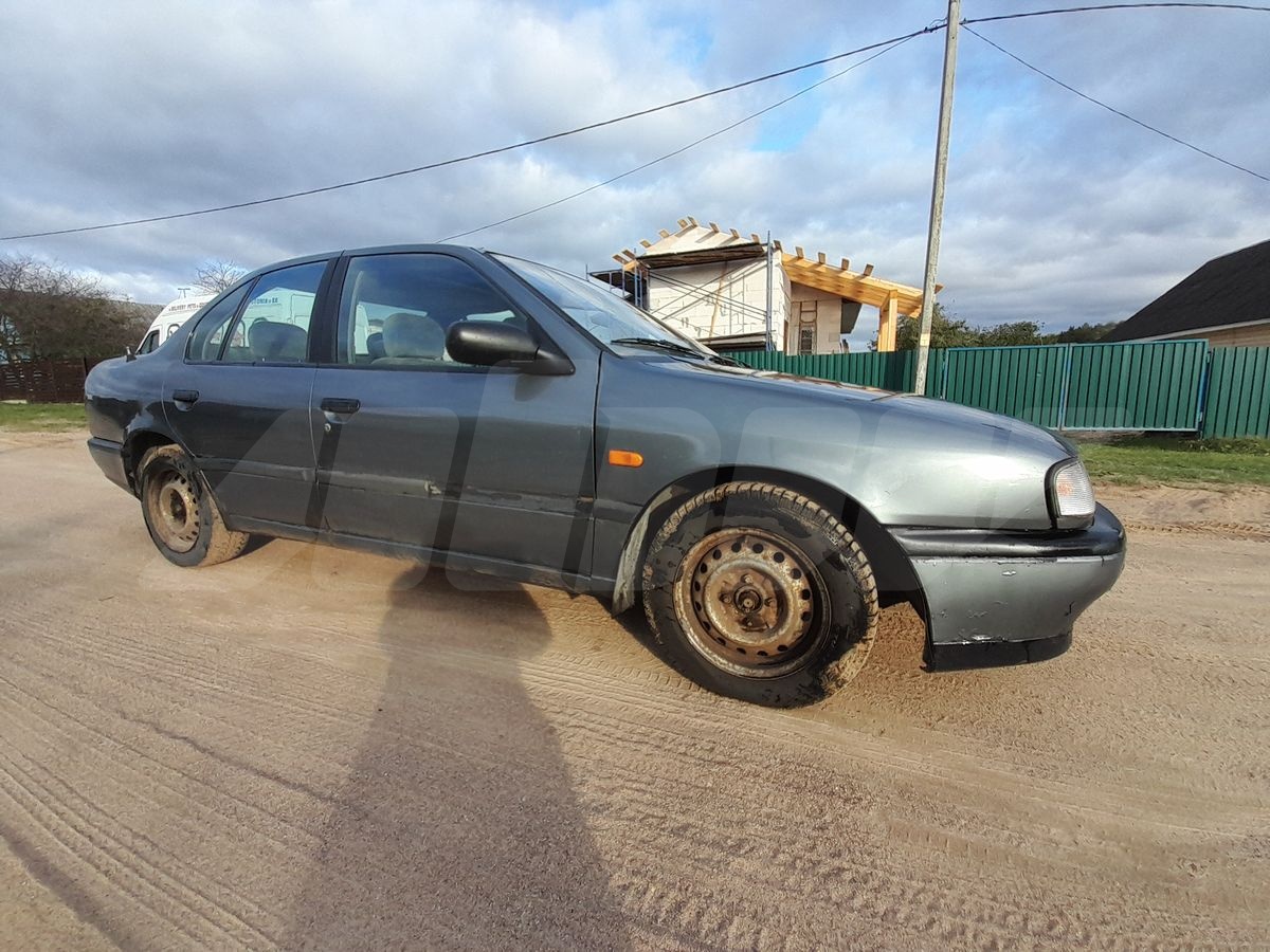 Nissan Primera I (P10), 1993