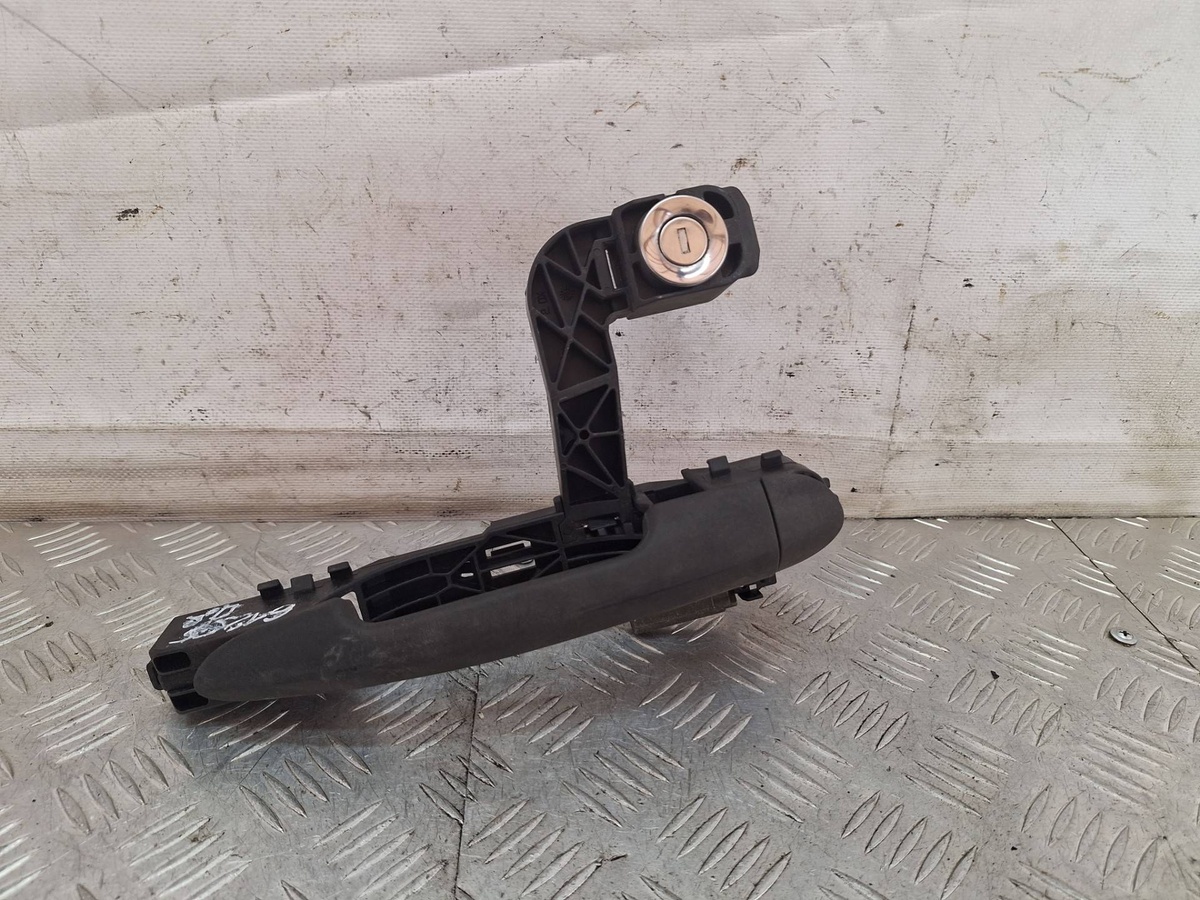Ручка наружная передняя правая к Fiat Stilo 2002