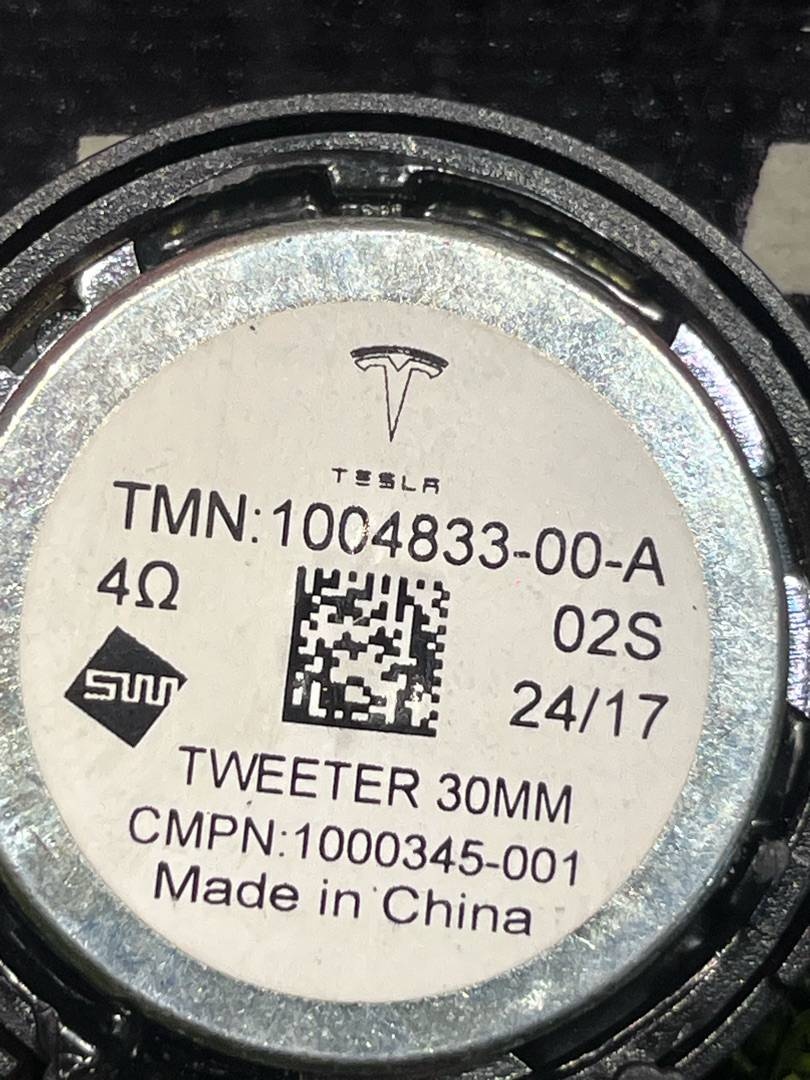 Динамик к Tesla Model X 2017