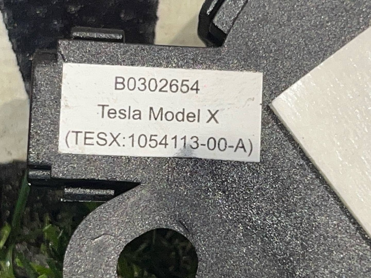 Динамик к Tesla Model X 2017