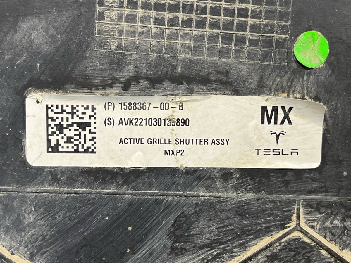Жалюзи к Tesla Model X 2022
