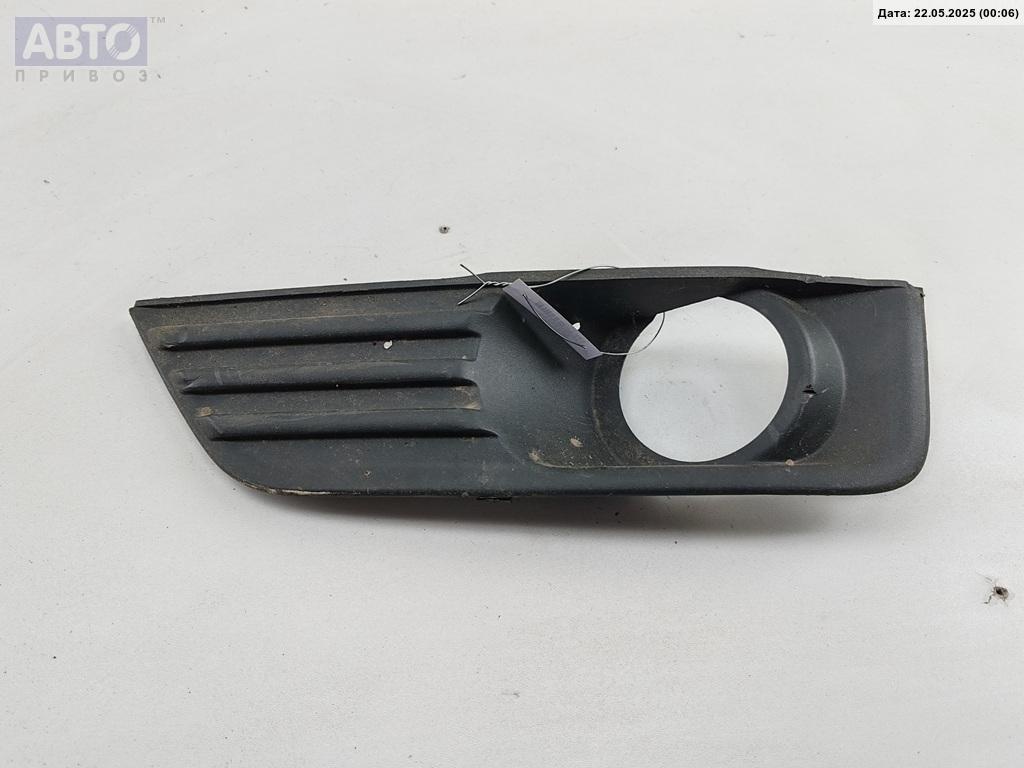 Рамка фары к Ford Focus 2007