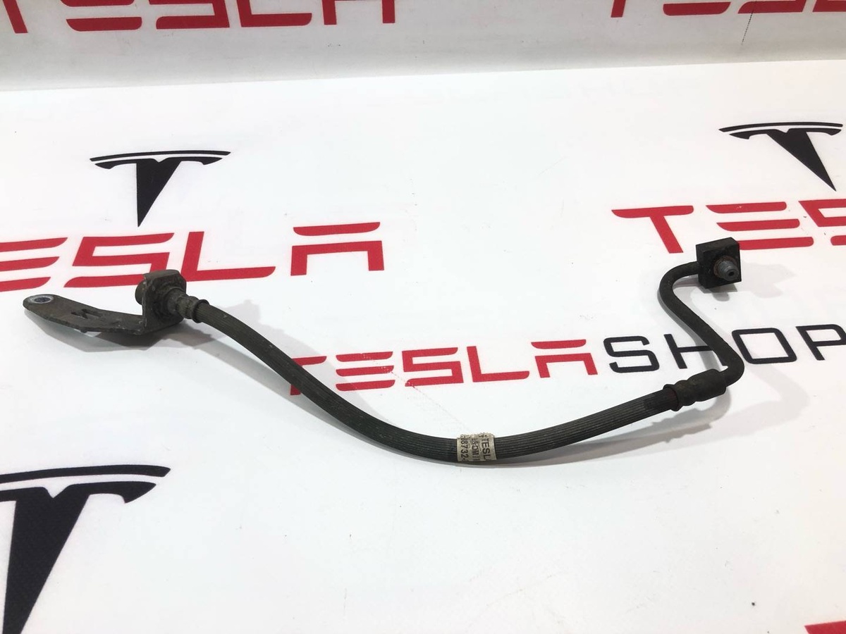 Шланг тормозной к Tesla Model S 2016