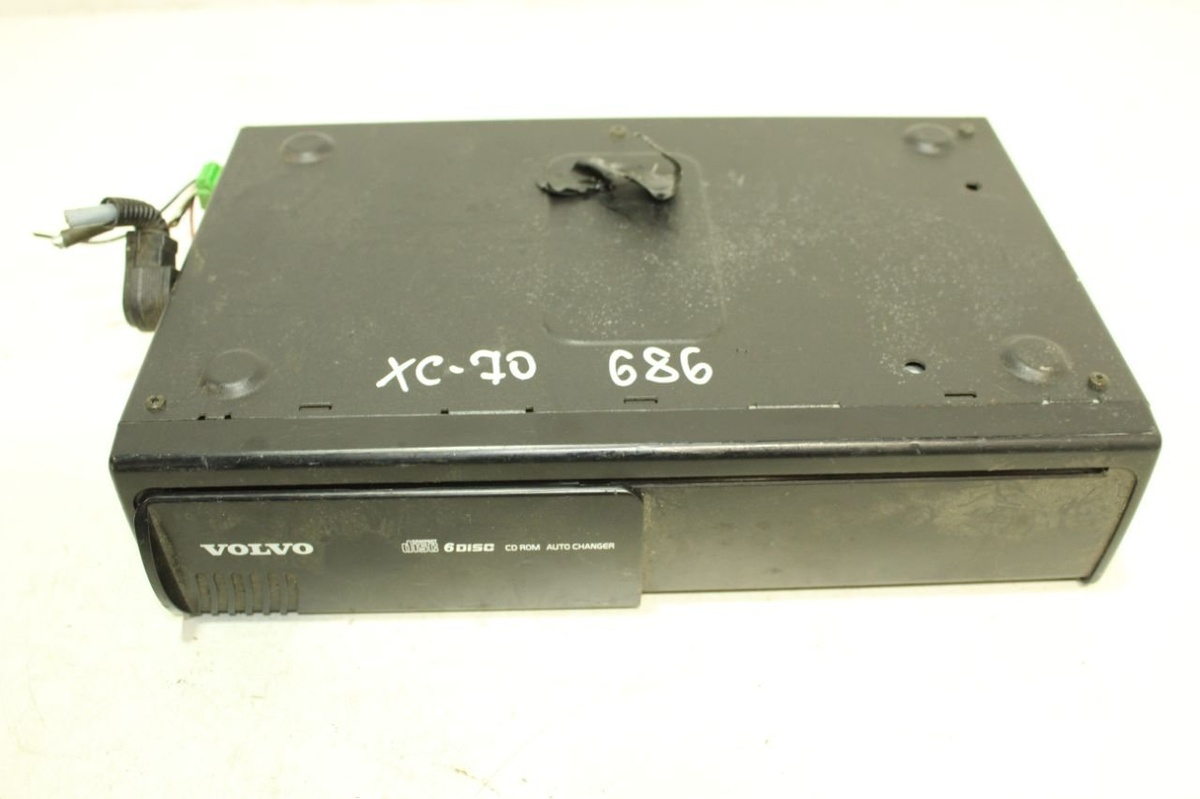 CD-чейнджер к Volvo XC70 2001