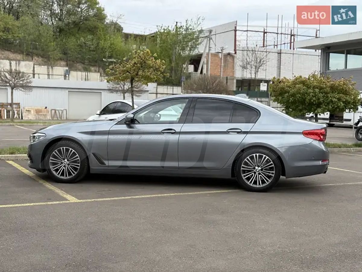 BMW 5 series VII (G30/G31), 2020