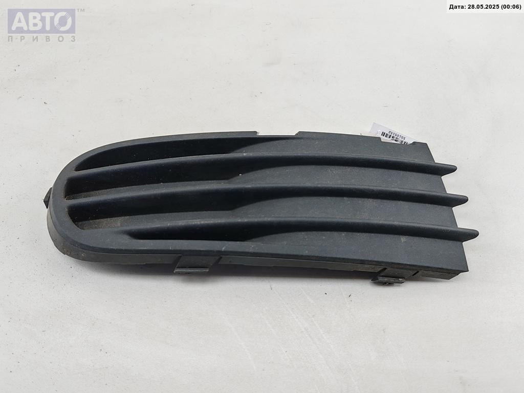 Решетка бампера к Volvo V50 2005