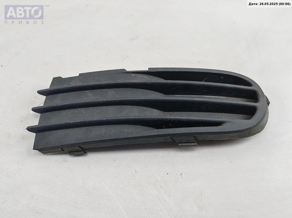Решетка бампера к Volvo V50 2005