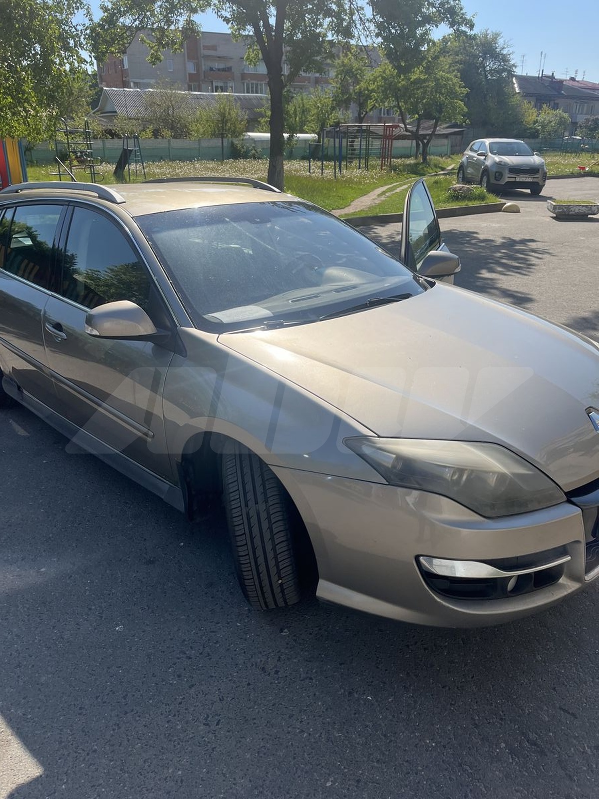 Renault Laguna III Рестайлинг, 2010