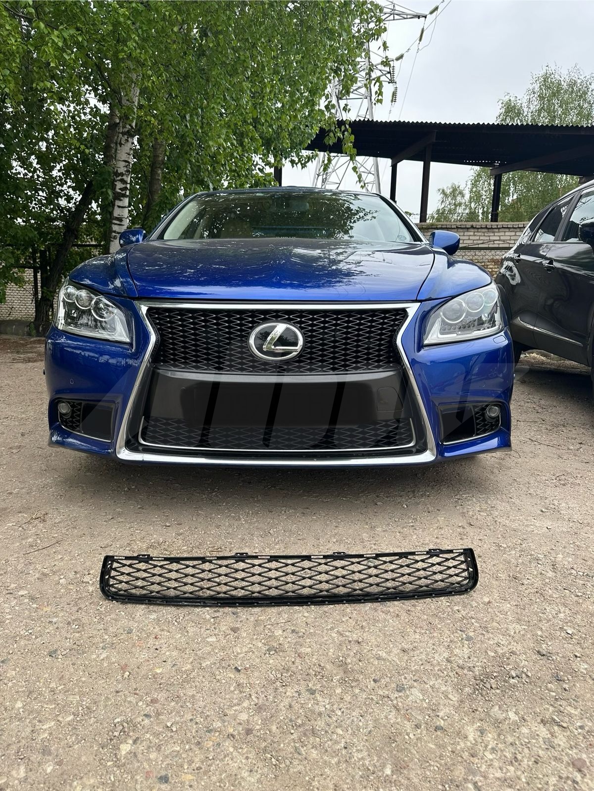Решетка радиатора к Lexus LS 2016