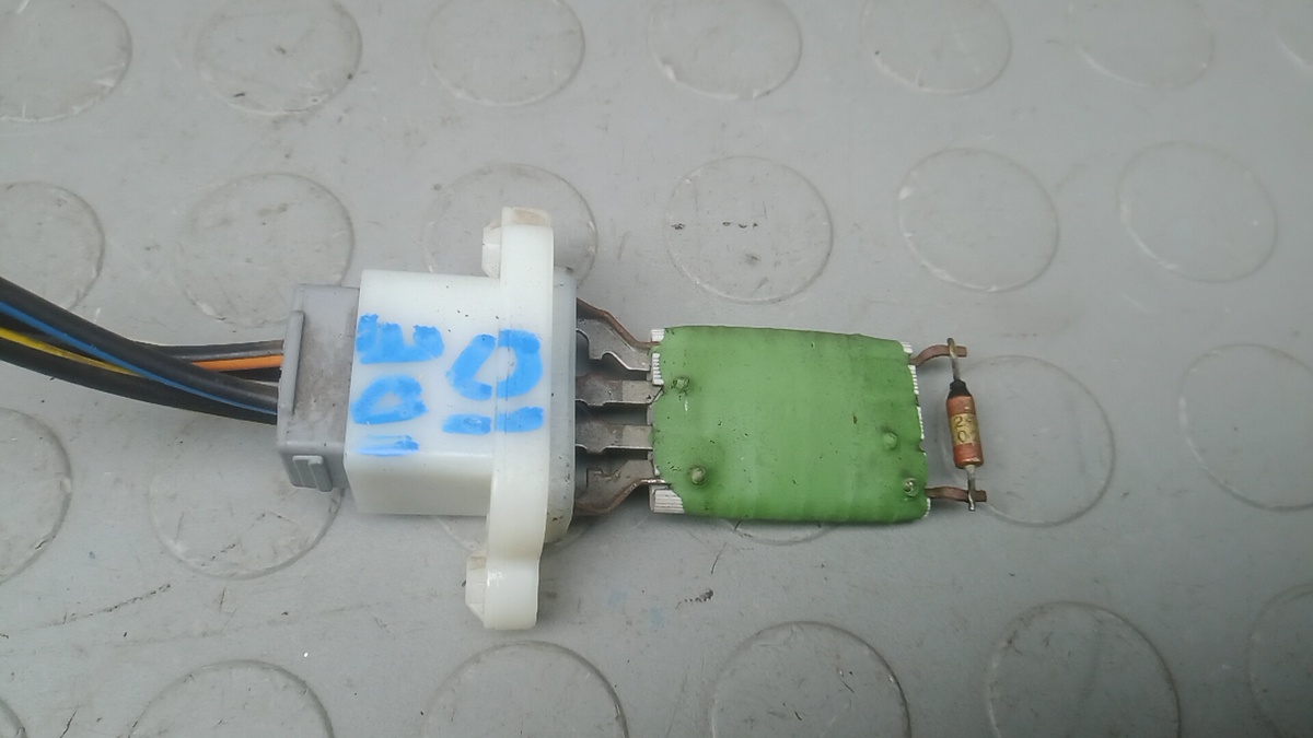 Сопротивление печки к Ford Focus 2007