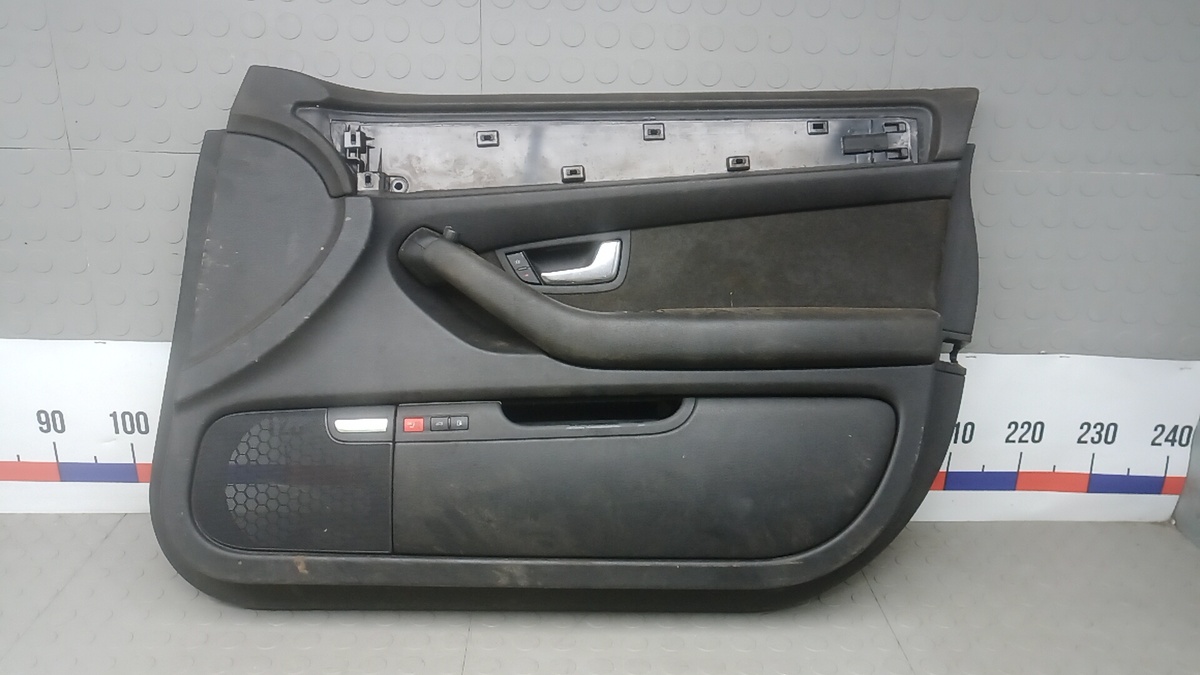 Обшивка салона к Audi A8 2006