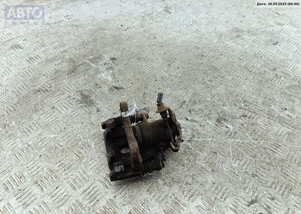 Суппорт к Citroen C8 2002