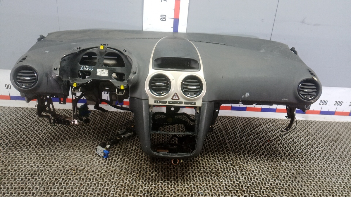 Монитор к Opel Corsa 2006