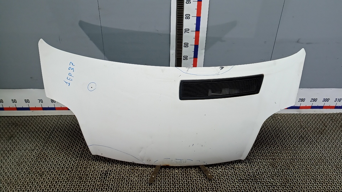 Капот к Opel Vivaro 2008