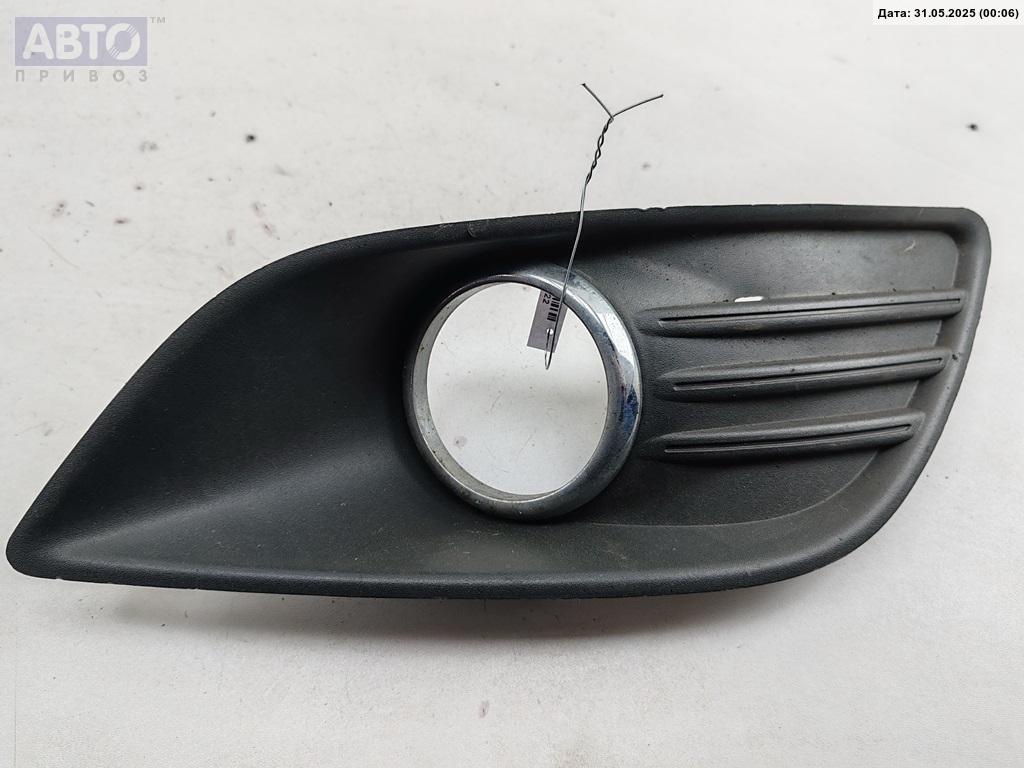 Рамка фары к Ford Focus 2008