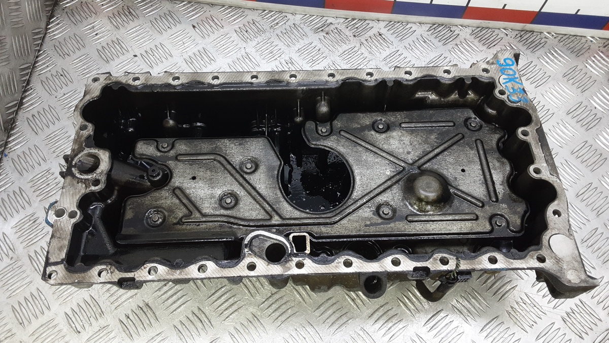 Поддон к Volvo V70 2009