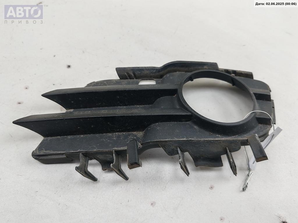 Рамка фары к Opel Vectra 2005