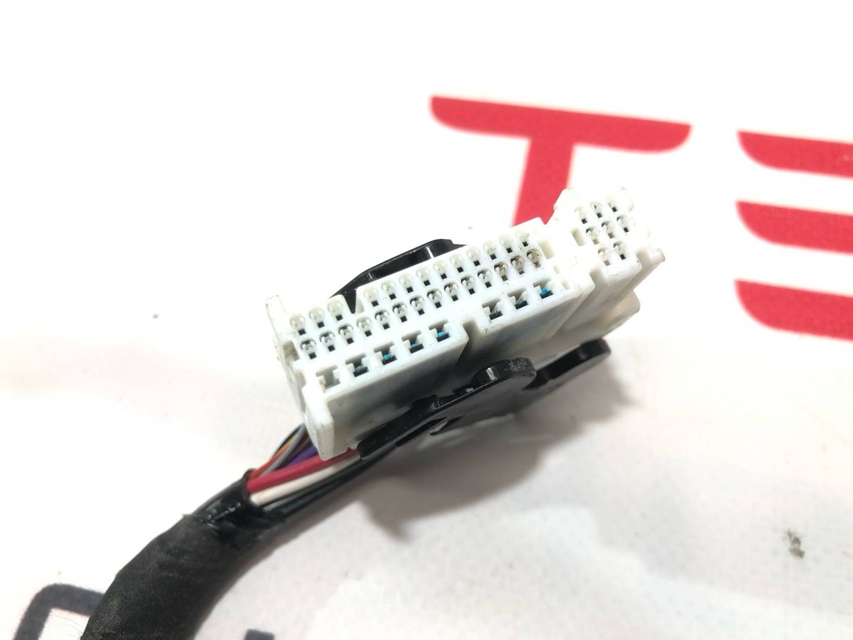 Проводка двери к Tesla Model 3 2022