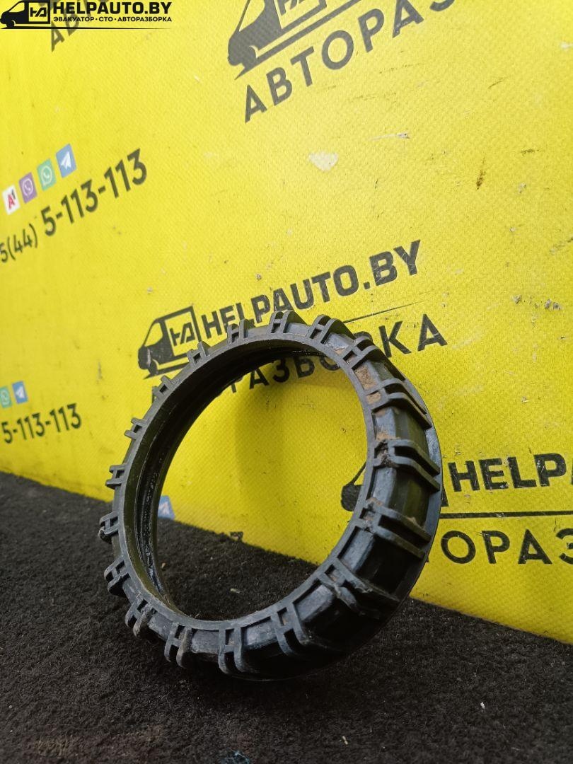 Крышки (разные) к Kia  2000