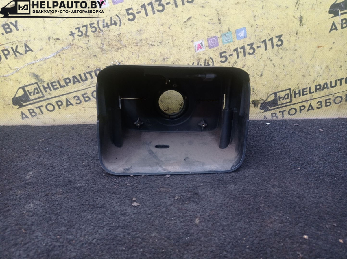 Кожух к Audi 80 1988