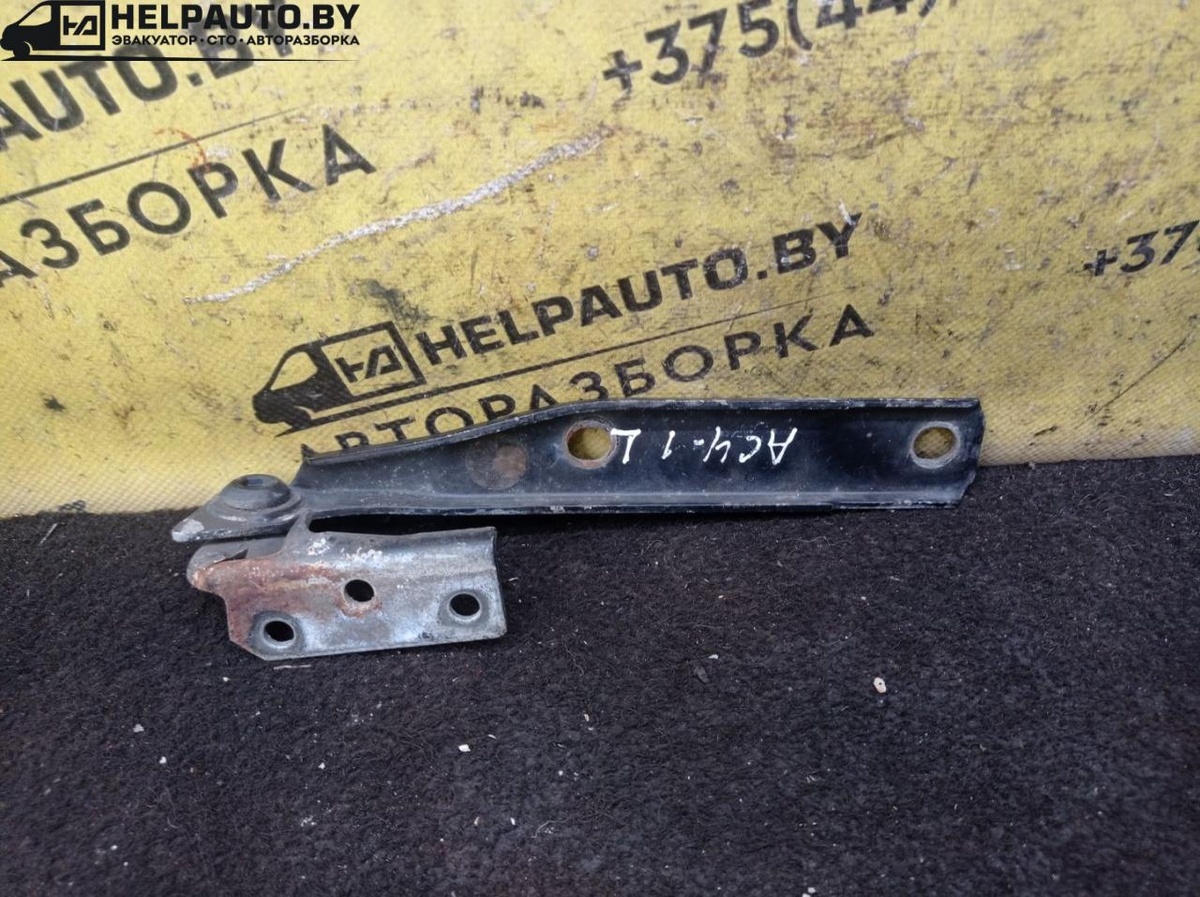 Петли к Audi 100 1992