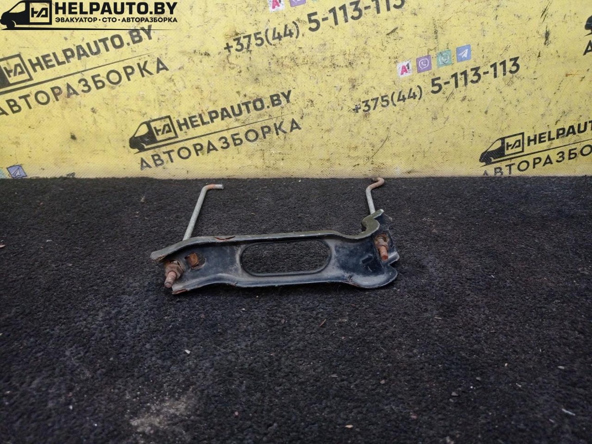 Крепление аккумулятора к Honda Jazz 2002