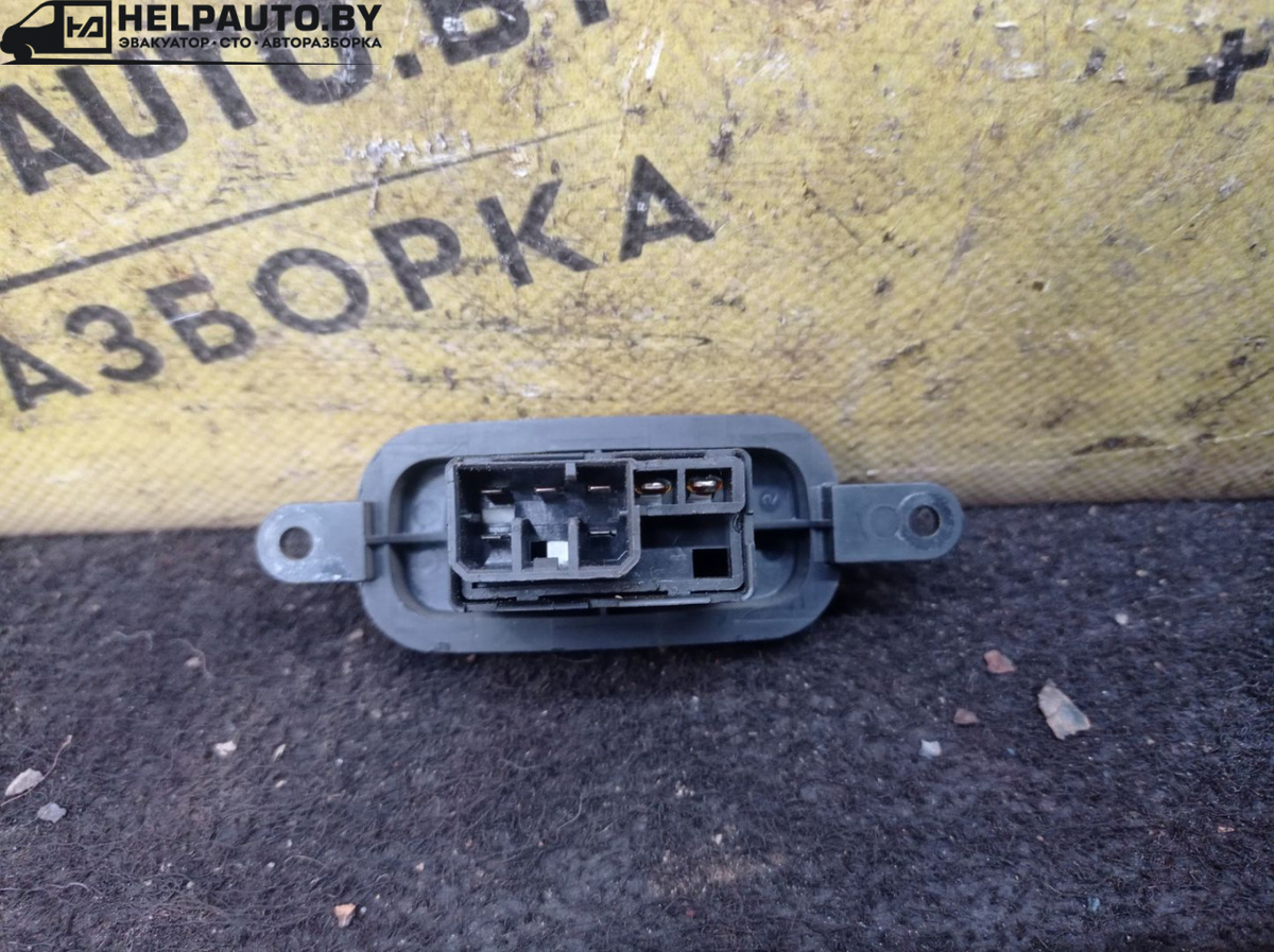 Кнопка  к Mazda Xedos 9 1996