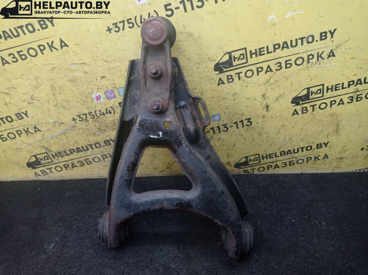 Рычаг передний к Renault Megane 1996