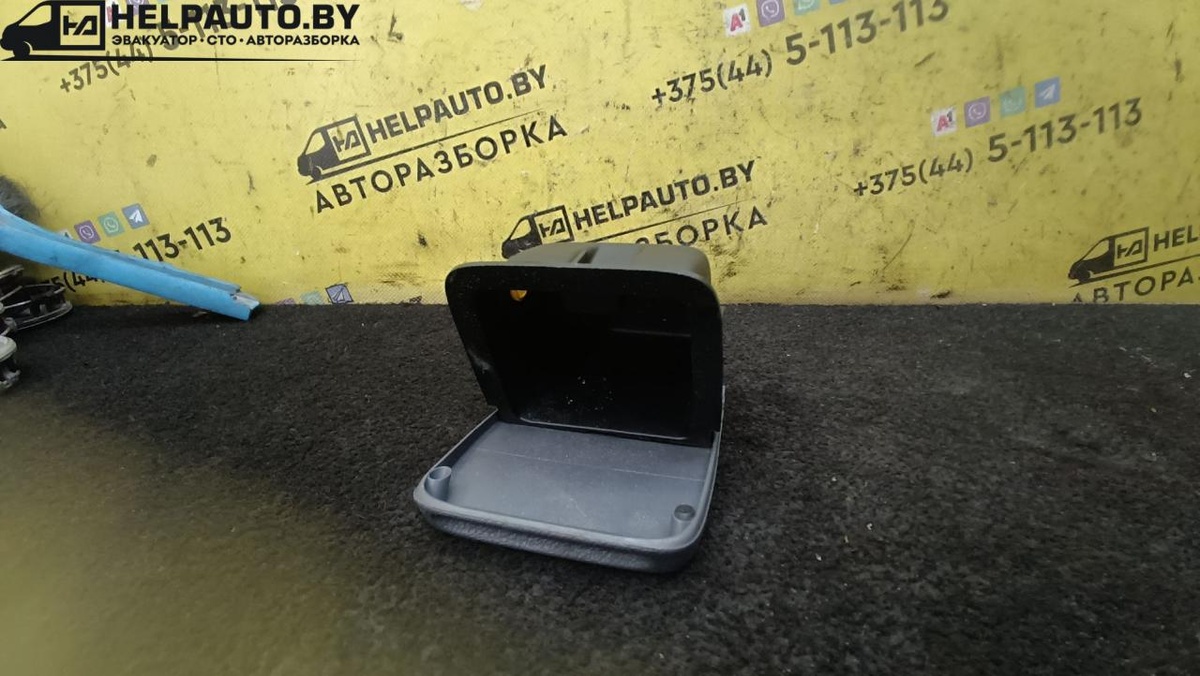 Пепельница к Renault Clio 2000