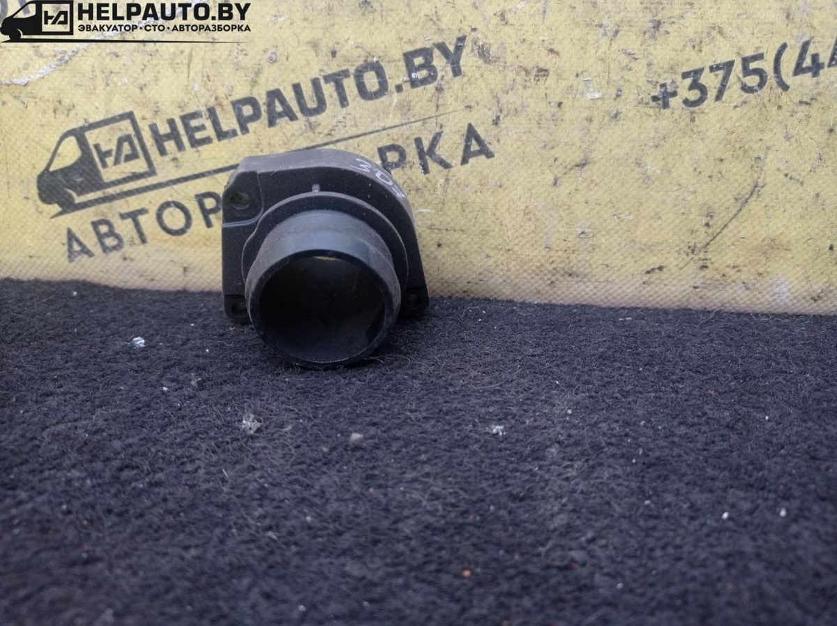 Патрубок к Peugeot 206 2001
