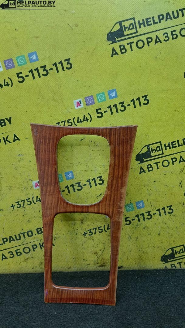 Накладка к Mercedes-Benz  2000