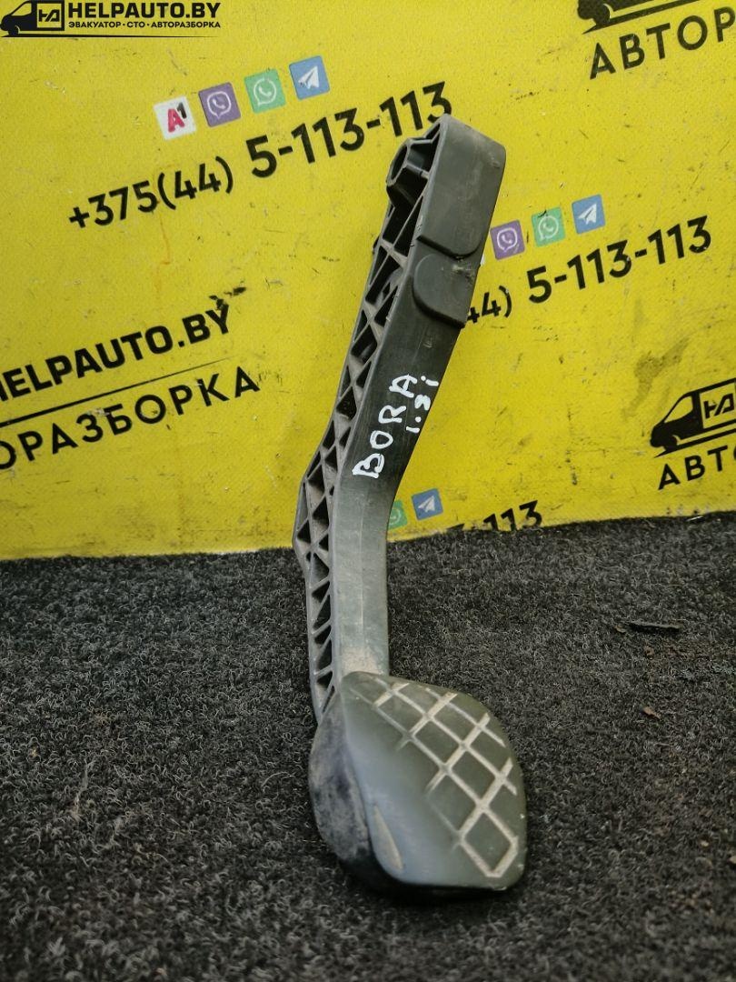 Педаль к Volkswagen Bora 2000