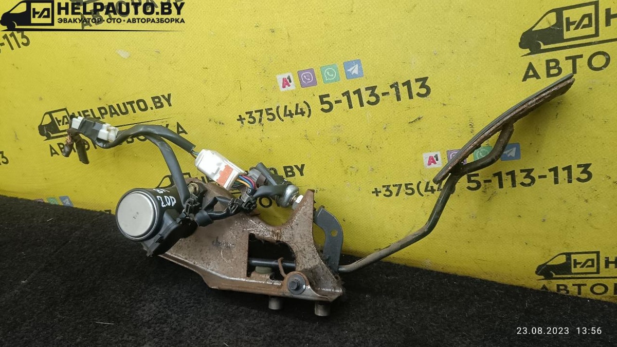 Педаль акселератора газа к Mazda 323 1998