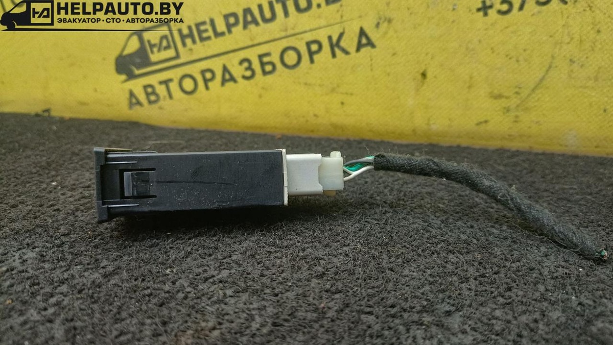 Кнопка  к Chery  2011
