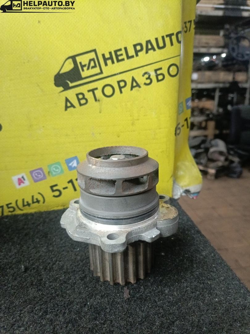 Помпа к Audi 100 1989