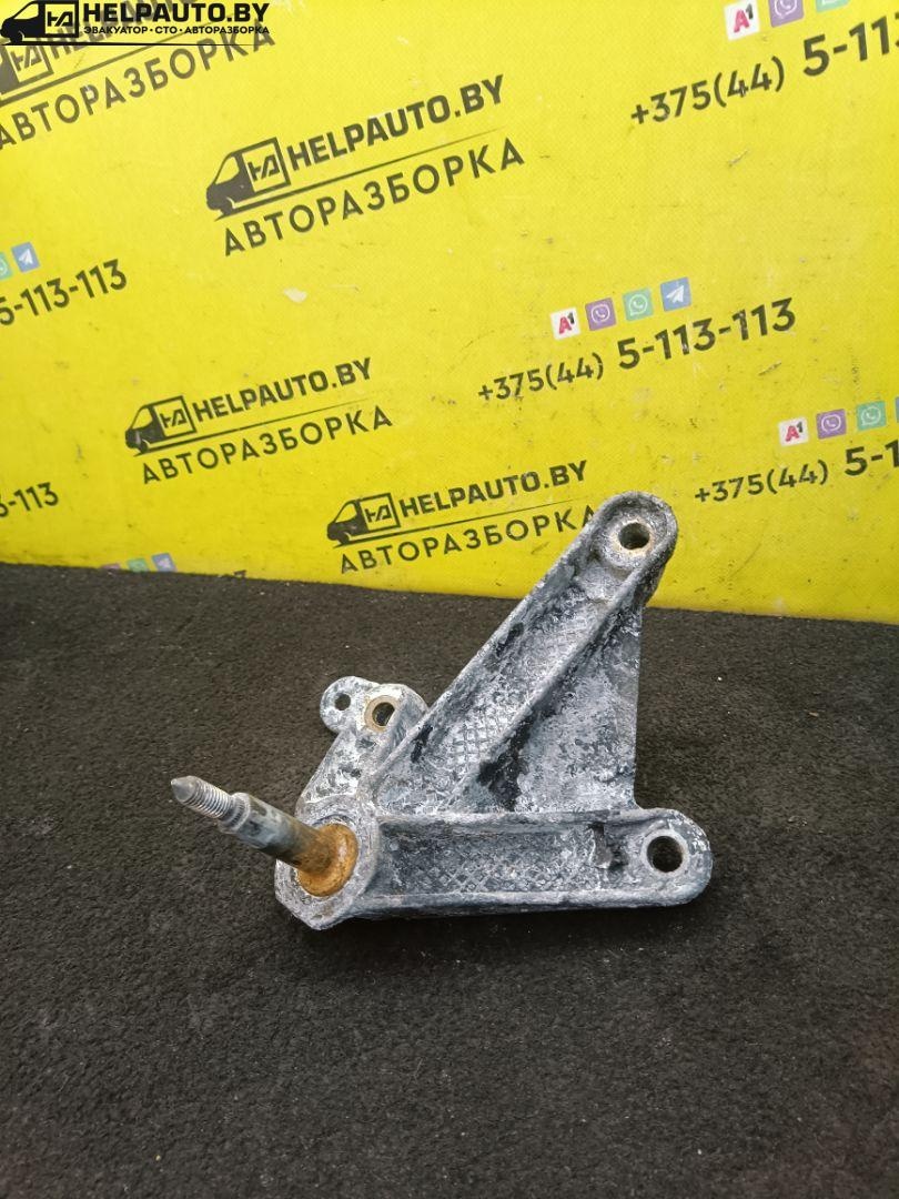 Балка под КПП к Nissan NV200 2010