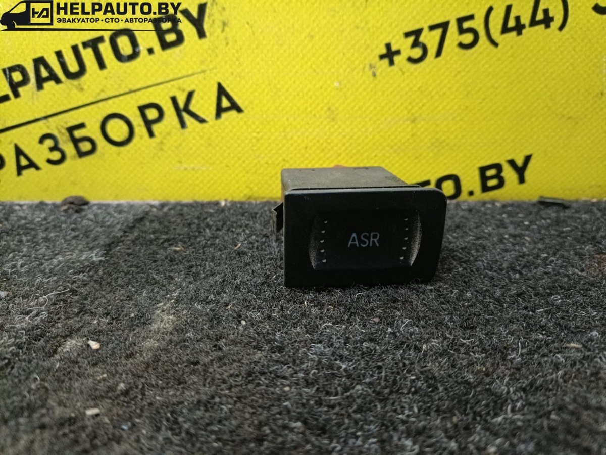 Кнопка  к Volkswagen Bora 1999