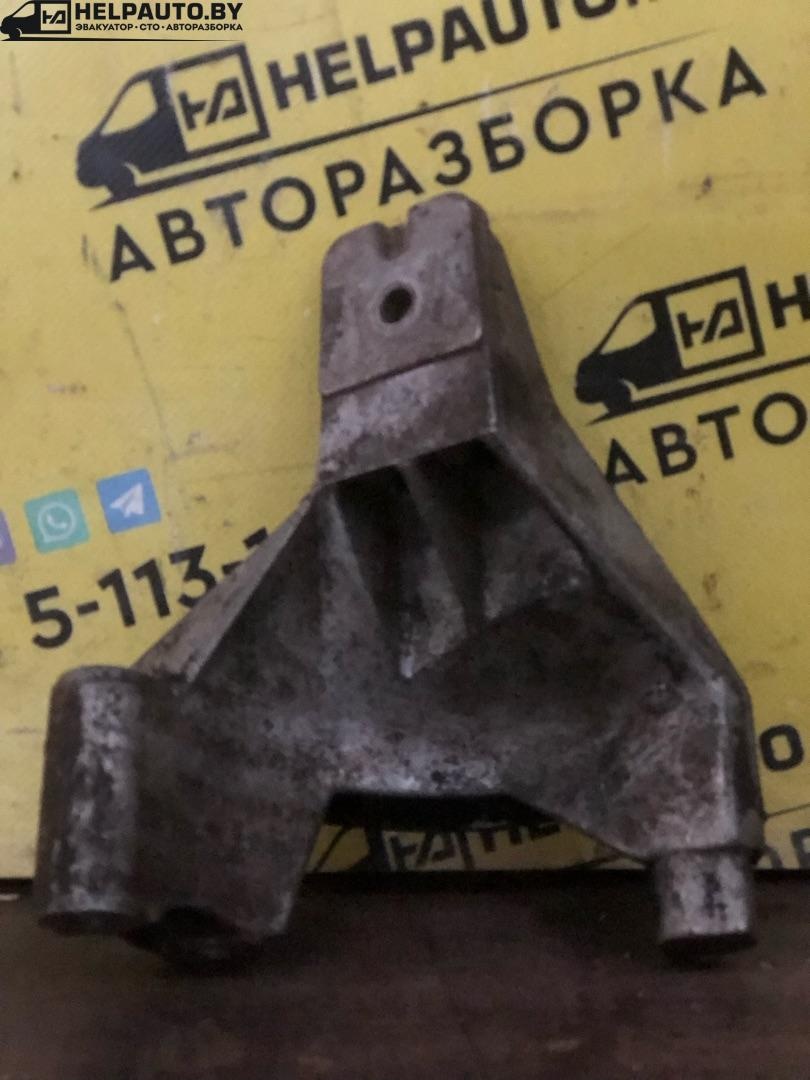 Балка под КПП к Audi 100 1985