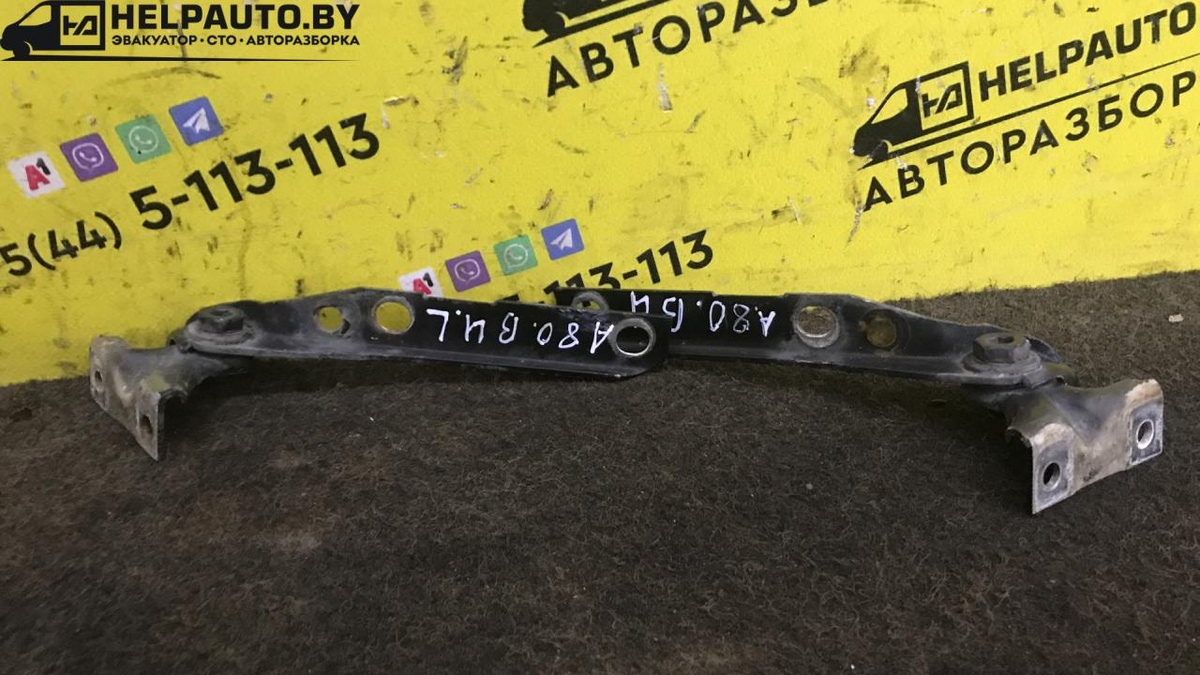 Петли к Audi 80 1995