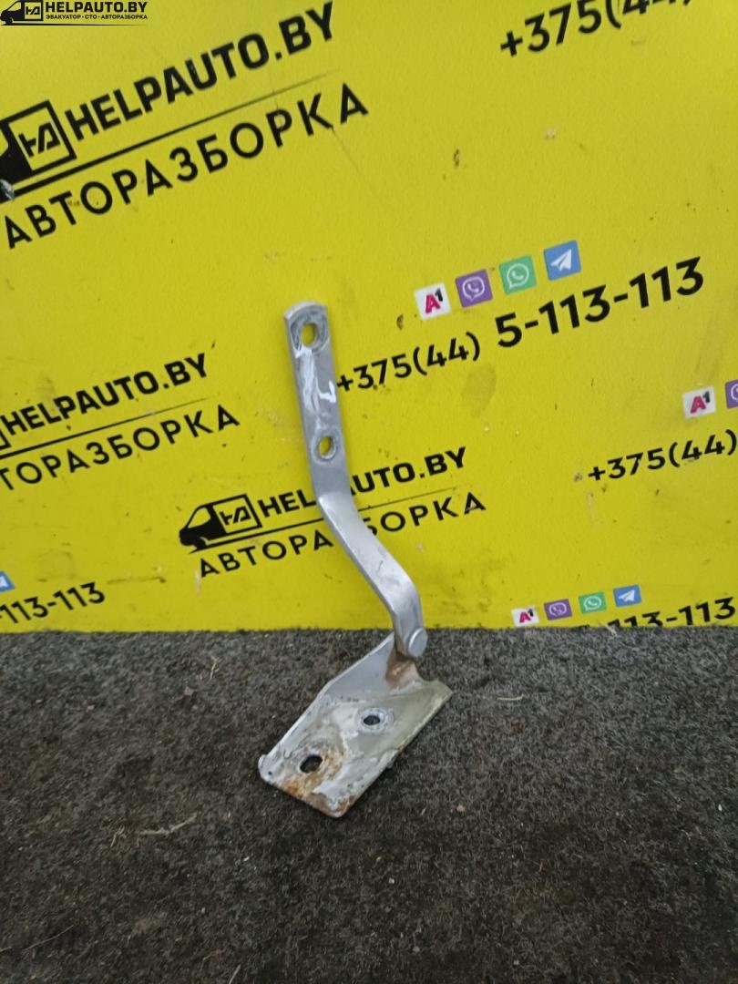Петли к Volkswagen Vento 1994