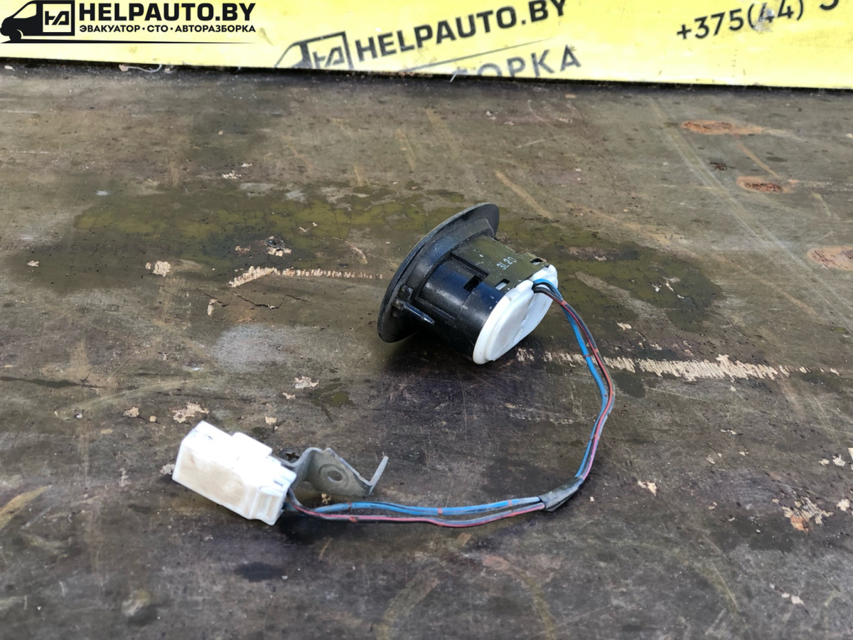 Кнопка  к Mazda Xedos 9 1996